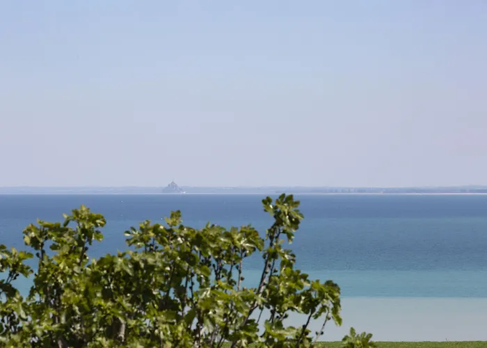 La Metairie-du-Vauhariot - Vue Mer et Mont Saint Michel - Piscine Chauffée - Accès GR34